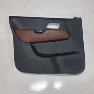 Acabamento Porta Dianteira Esquerda Amarok 2010 2020